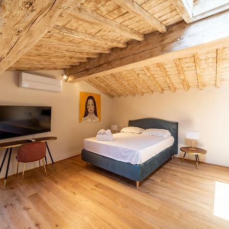 Residenza D'Epoca Palazzo Salviati Quaratesi Hotel ฟลอเรนซ์ ภายนอก รูปภาพ