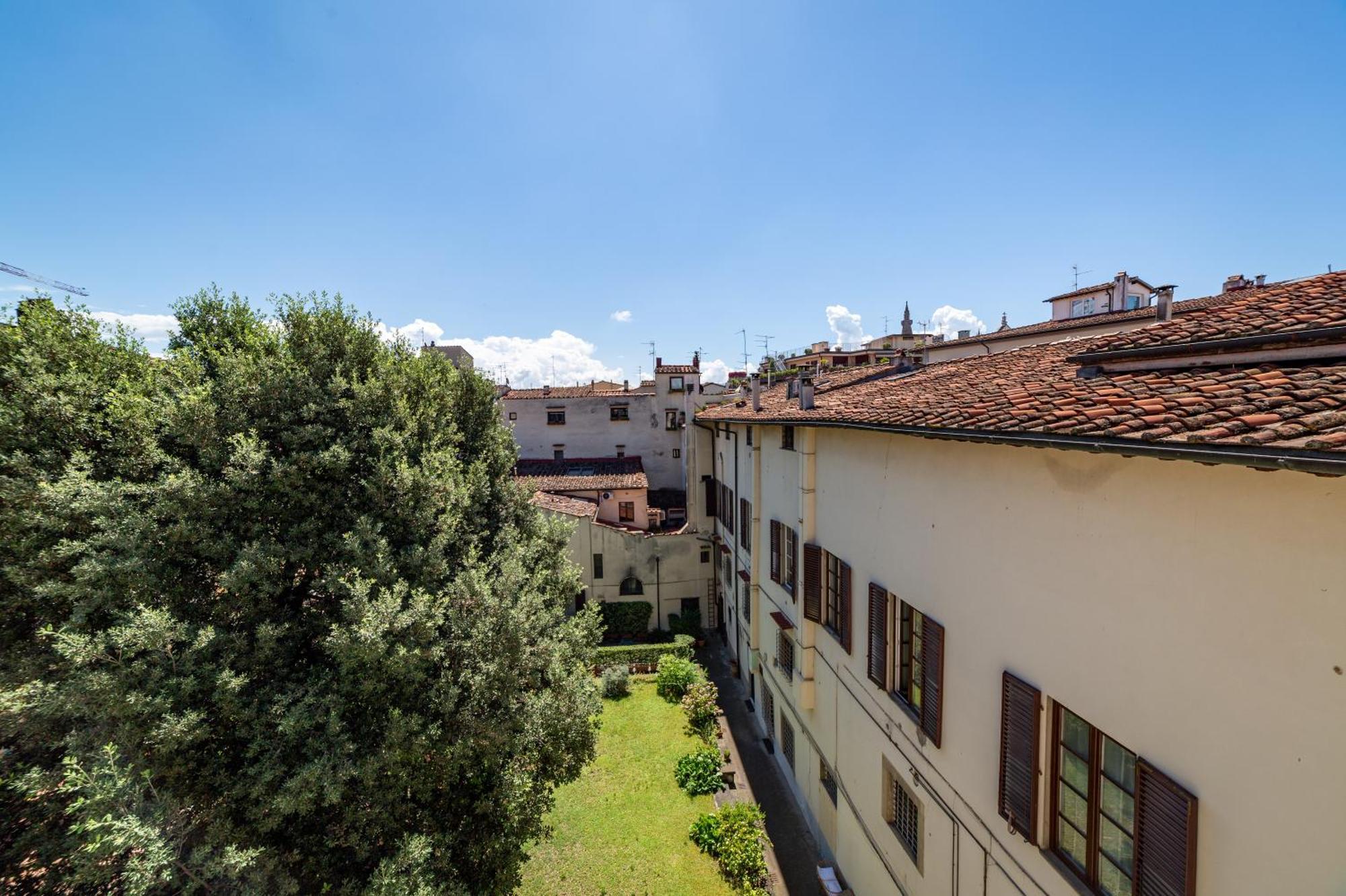 Residenza D'Epoca Palazzo Salviati Quaratesi Hotel ฟลอเรนซ์ ภายนอก รูปภาพ