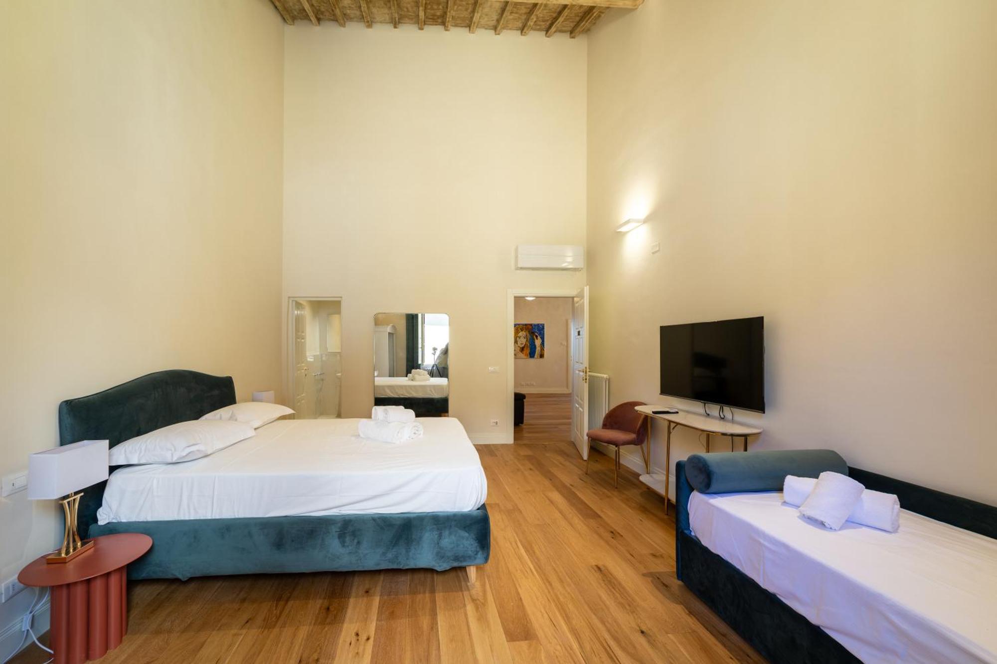 Residenza D'Epoca Palazzo Salviati Quaratesi Hotel ฟลอเรนซ์ ภายนอก รูปภาพ